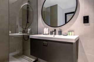 Waves - Premium Studio Stay in the Heart of Business Bay - Dubai - 4