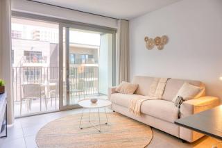 5-Guest Retreat Steps from Ostend Beach - 8