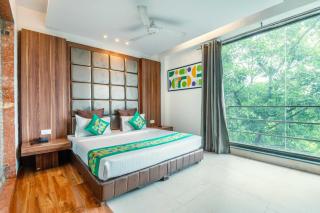 Treebo Twin Tree - 0