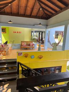 Indigo Beach Resort - Black River - 7