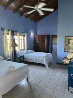 Indigo Beach Resort - Black River - 4