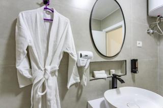 Nasr city apt , 5 min to city Stars mall & more - 6