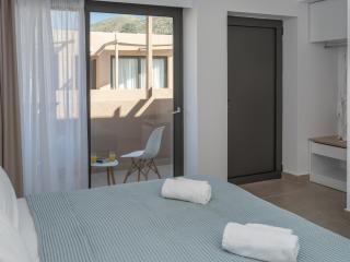 Golden Bee Lifestyle - Stalida - 8
