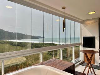 Jacuzzi! Apto vista mar na Praia Grande! MN01I - 0