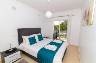 Albufeira Sunny Apartment 2 With Pool by Homing - Galé - 4