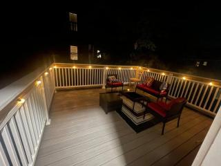 14b-Newly Renovated, Uniquely decorated Apartment - Boston - 2