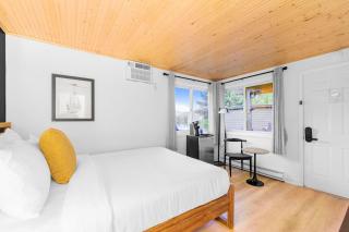 Placid Bay Hotel - Lake Placid - 1