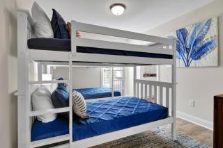 Salt Life Retreat by Sea Scape Properties - North Topsail Beach - 9