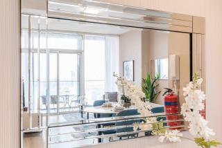 Bloom Tower B District 10 - Modern Apartment with Stunning Views - 4