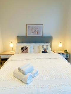 Homelike 2B Apt Next to Grand Prix with Free Parking - 8