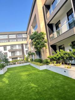 Sunway Luxury at Embassy Gardens - Cantonments - 0
