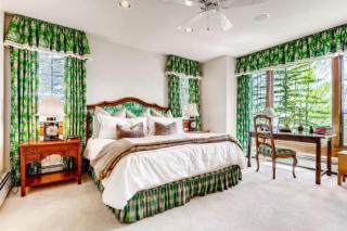 Skywatch 50 by East West Hospitality - 5