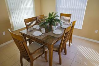 5 Bedroom Highgate Park Villa - Davenport - 3