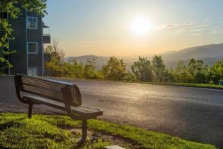 2 Places, 1 Epic Smoky Mtn Stay! Breathtaking Views-Indoor Pool-Outdoor Pool-Hot Tubs-Arcade-Playground-Close to Downtown - 1