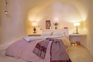 Real Santorini, Cave House far from the crowds - Fira - 4