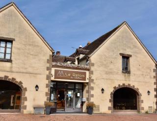 Le Relais du Château - Saint-Fargeau - 9