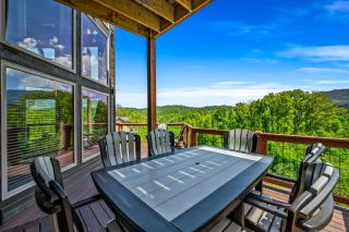 4bdr, Views, Pool, Hot Tub, Location and Fun - Gatlinburg - 6