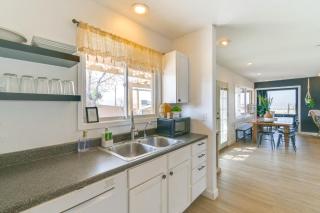 Water Views and Close to Beach Home in Lake Havasu - 2