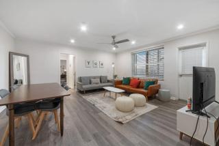 2 BR, Prime Location and City Views, Private Porch - Atlanta - 1