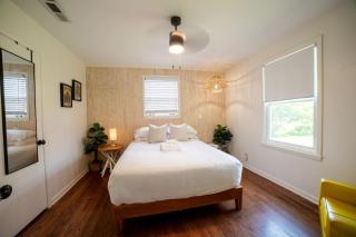 Cozy Getaway Mins to Downtown, Broadway Airport - Nashville - 9