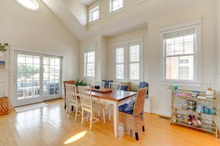 Spacious Avalon Beach House - 2 Blocks to Water! - Avalon - 5