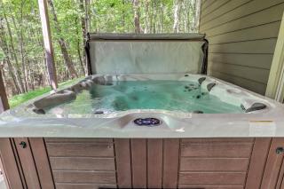 Stars Align Cottage - Relaxing Hot Tub Comfy Outdoor Seating More - Afton - 8