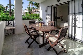 Stunning 2 bedroom Residence in Aldea Blanca - Marbella - 8