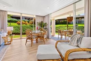 NEWEST unit - California meets Maui 1 BR Golfcourse view H105 - 8