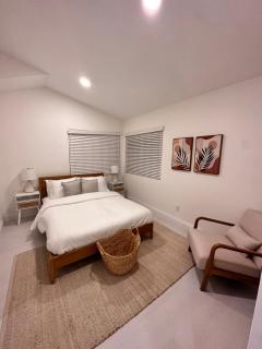 A modern and peaceful oasis - 1