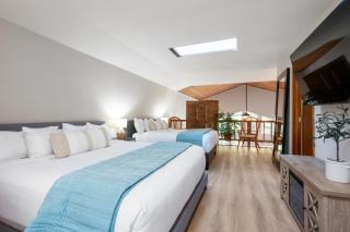 Coastal Retreat King Beds Big Sur Cabin EVCharger - Cambria - 2