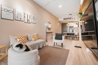 Cozy Apartment with KLCC View & 1 Min to LRT Station - Kuala Lumpur - 3
