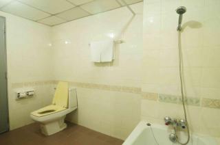 Ayothaya Riverside Hotel - 8