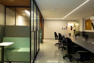 Flats Move - By EasyHost - 3