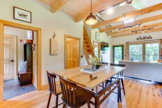 Fire Pit and Views Pet-Friendly Vermont Cabin - 1