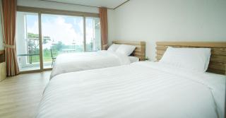 Bowhill Resort & Pension - Seogwipo - 8