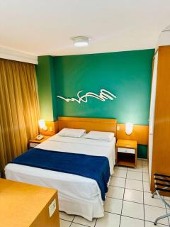 Praia do Canto Apart Hotel - Quarto sala e varanda - Vitória - 9