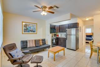 Centrally Located Hallandale Beach Condo - Hallandale Beach - 0