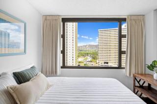 Sleeps 6 balcony with DH view - 7