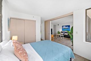 Waikiki condo sleeps 6. Parking. - Honolulu - 8