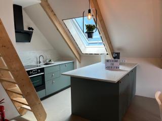 Quiet&Cozy Apartment perfect for Groups & Families & Business trips, near BER Airport - Berlijn - 5