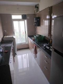 Spacious 1BHK Mindspace Malad W - Mumbai - 7