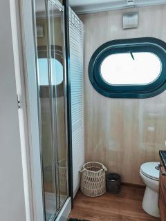 Lilly das Hausboot - 5