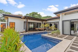 CU20 Modern Beach Home w Guest House & Pvt Pool - Villarreal - 5