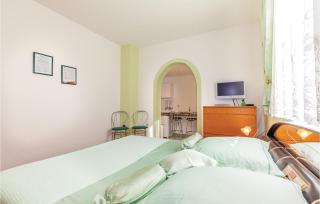 Stunning Apartment In Crikvenica - Crikvenica - 5