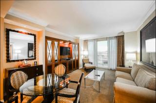 MGM Signature 30th Floor Penthouse w Balcony - Las Vegas - 6