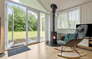 4 Bedroom Gorgeous Home In Glesborg - Glesborg - 1