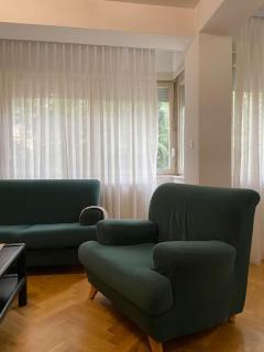 Spacious family-friendly home - 1