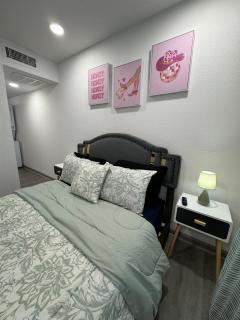 DT Dallas l COZY ABODE l 5 Min from Love Field - Dallas - 1