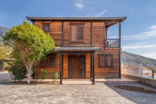 4BR Candelaria Wooden Home -Pool & Views - Parking - Candelaria - 7