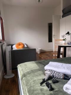 Comfy Private Bedrooms across the Euston Station - Londra - 1